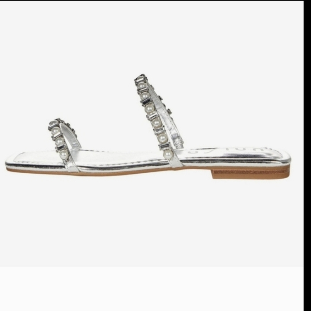 Unisa Sarai Embilished Faux Pearls Silver sandals slides new
